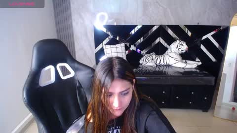 Snapshot of emily_cooper_t chatting on 09-17-25, 03:08 emily_cooper_t online show from 09-17-25, 03:08