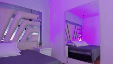 Emily online show from 11-22-25, 11:31