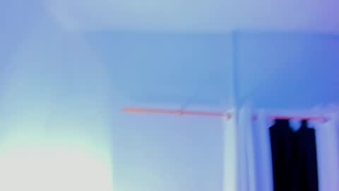 Snapshot of emily_gil1 chatting on 02-24-25, 08:36 Emi online show from 02-24-25, 08:36