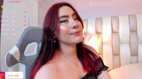 Snapshot of emily_hill___ chatting on 01-27-25, 09:22 EMILY Monday 5-2 am From Tuesday to Friday5-1 am Colombia time online show from 01-27-25, 09:22