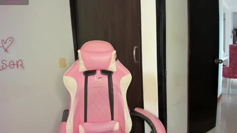 independet model online show from 12-25-24, 04:32