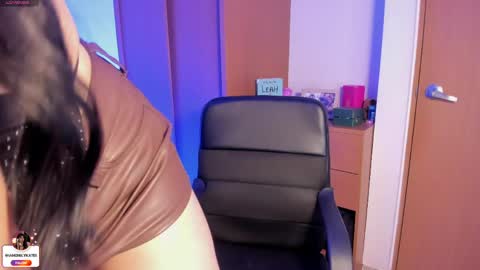 Emily  online show from 04-04-26, 12:31