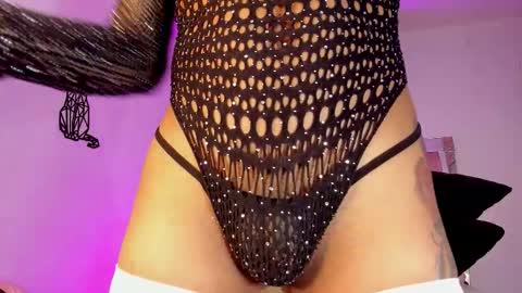 Snapshot of emily_lady20 chatting on 09-19-25, 10:16 emily lady20 Independient modelIndependiente online show from 09-19-25, 10:16