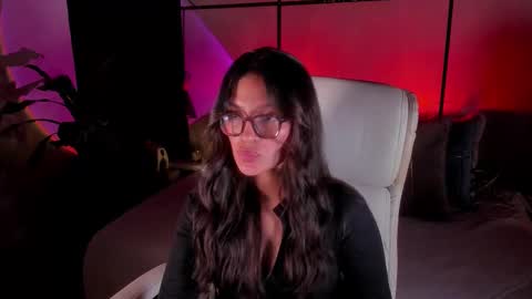 Snapshot of emily_mazzon chatting on 03-02-26, 05:42 EMILY online show from 03-02-26, 05:42