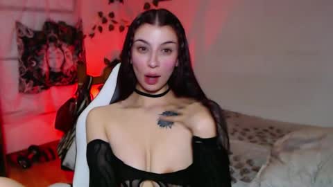 Emily online show from 10-04-25, 11:14