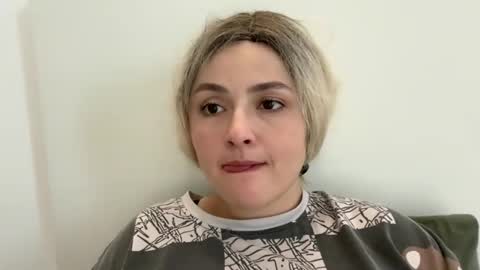 emily_morning_dew online show from 10-31-25, 09:10