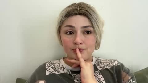 emily_morning_dew online show from 11-01-25, 11:45