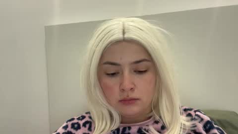 emily_morning_dew online show from 12-03-25, 07:49