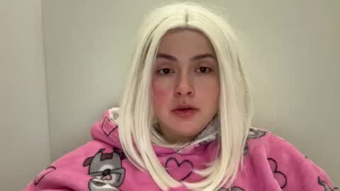 emily_morning_dew online show from 12-18-25, 07:58