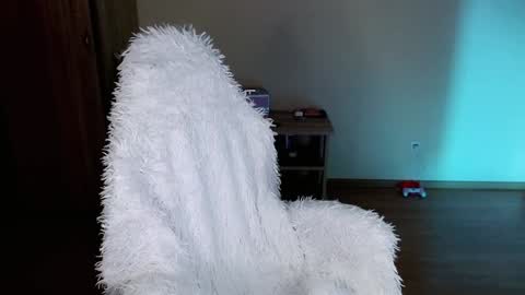 Snapshot of emily_nyaffe chatting on 02-07-25, 01:47 Lia online show from 02-07-25, 01:47