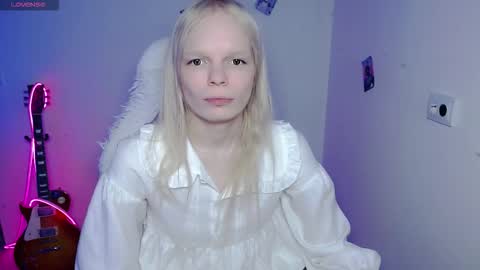 Lia online show from 02-08-26, 09:34