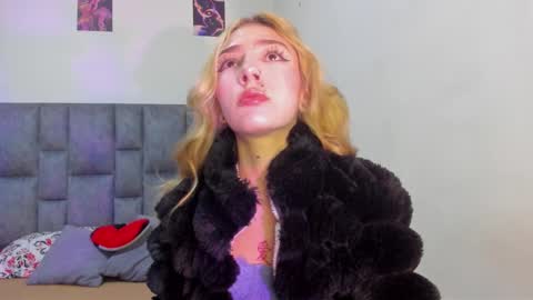 Emi online show from 02-16-26, 06:48