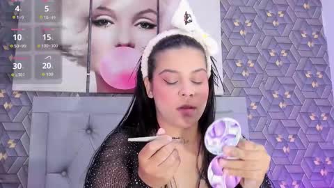 Emily online show from 11-20-25, 03:18