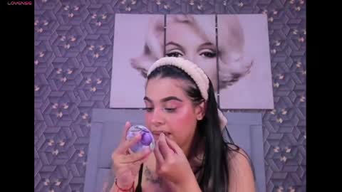 Emily online show from 04-18-26, 02:37