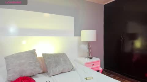 Emily  online show from 12-21-24, 02:09