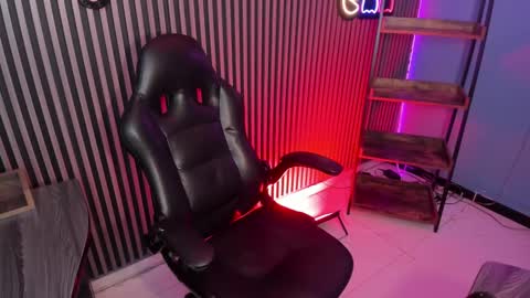 Emily  online show from 03-07-25, 11:38