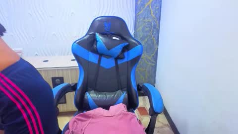       online show from 09-29-25, 02:55