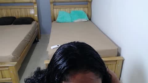 Snapshot of emily_russell_ chatting on 09-18-25, 02:02 emily_russell_ online show from 09-18-25, 02:02