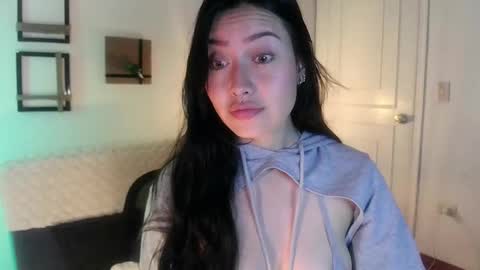 Emily  Swan online show from 02-20-25, 01:57