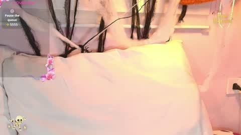 Emily online show from 10-31-25, 12:50