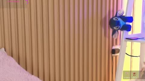 Emily online show from 03-20-26, 12:32