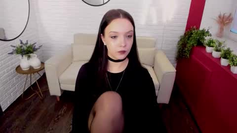 Snapshot of emily_tendermeow chatting on 02-05-26, 05:56 Emily online show from 02-05-26, 05:56