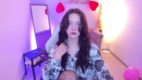 Snapshot of emily_tendermeow chatting on 02-26-26, 06:01 Emily online show from 02-26-26, 06:01