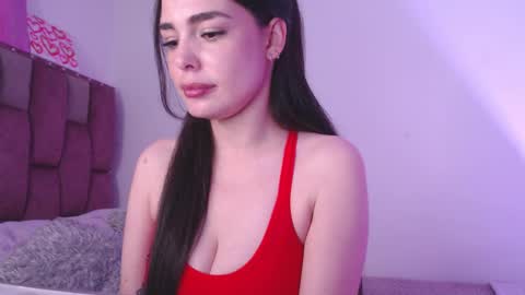 Snapshot of emily_w2 chatting on 02-18-25, 02:49 emily_w2 online show from 02-18-25, 02:49
