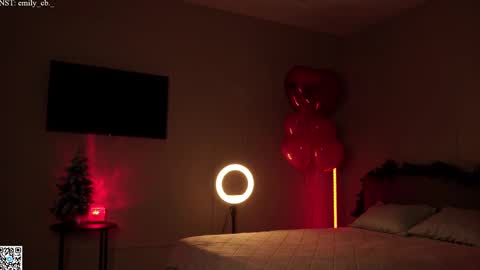 Snapshot of emilybatee chatting on 02-14-25, 06:19 emilybatee online show from 02-14-25, 06:19