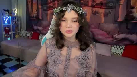 Emilyhaves online show from 10-29-25, 06:31