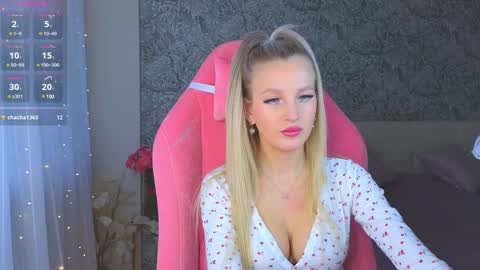 emilydancee online show from 12-18-24, 05:59