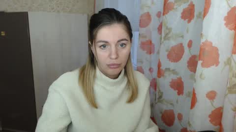 Snapshot of emilyfork chatting on 12-16-24, 02:16 emilyfork online show from 12-16-24, 02:16