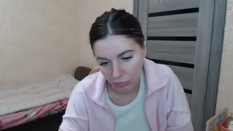 Snapshot of emilyfork chatting on 10-28-25, 04:20 emilyfork online show from 10-28-25, 04:20