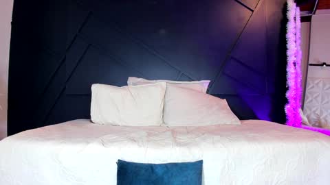 Emily online show from 01-16-25, 10:53