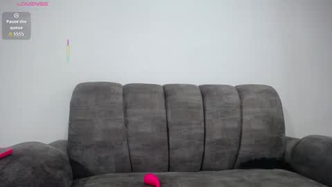 Snapshot of emilyhines__ chatting on 09-15-25, 02:44 Emilyhines online show from 09-15-25, 02:44