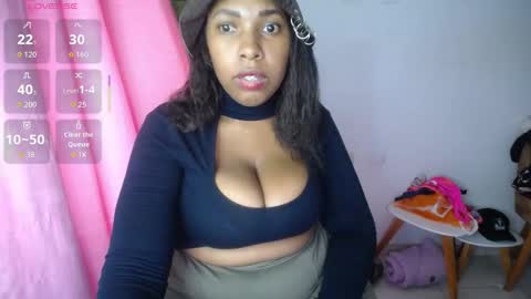 Snapshot of emilyhines__ chatting on 09-16-25, 09:27 Emilyhines online show from 09-16-25, 09:27