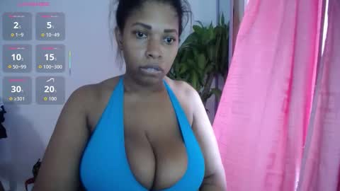 Snapshot of emilyhines__ chatting on 12-02-25, 08:26 Emilyhines online show from 12-02-25, 08:26