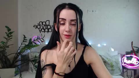 Snapshot of emilylayer chatting on 02-16-25, 03:15 Emyli online show from 02-16-25, 03:15