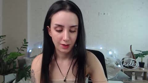 Snapshot of emilylayer chatting on 02-27-25, 04:09 Emyli online show from 02-27-25, 04:09