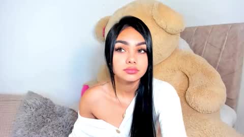 Snapshot of emilylittle___ chatting on 09-26-25, 03:05 EMI online show from 09-26-25, 03:05