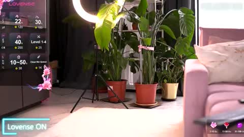 Emily online show from 10-04-25, 06:22