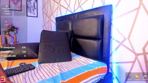         online show from 03-06-25, 04:52