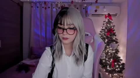 EMILY online show from 12-28-24, 06:17