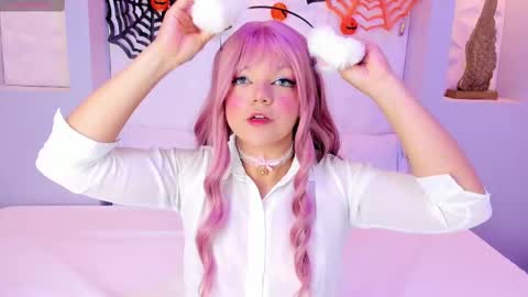 EMILY online show from 10-17-25, 07:16