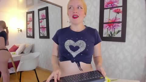 Summer 3 online show from 03-08-25, 05:49