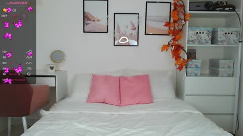 Emily online show from 01-26-25, 02:45