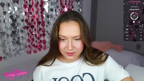 Snapshot of emilyxgrasez chatting on 02-18-26, 12:28 Emily online show from 02-18-26, 12:28