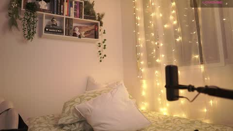 IG thickemmsss online show from 12-03-24, 09:56