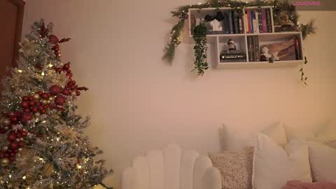 IG thickemmsss online show from 12-12-24, 07:15