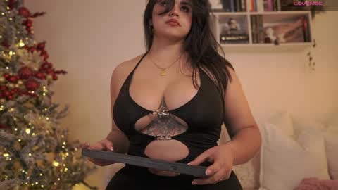 IG thickemmsss online show from 12-12-24, 10:20